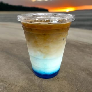 Beach Layer Latte (16 oz) - Iced