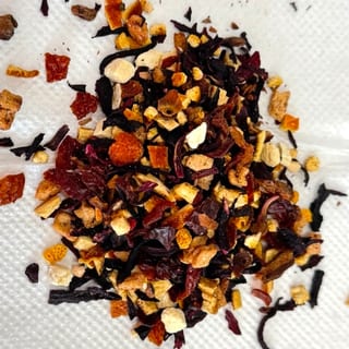 Peach Paradise (Herbal) - Hot 16 oz